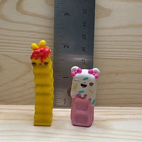 Num Noms Snackable Dippers Series French Fry Waffle - Picture 3 of 3